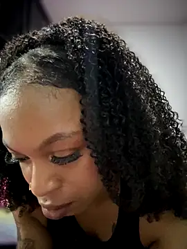 Snapshot of Melany_Williams chatting on 10/08/25, 01:47 Melany Williams online show from 10/08/25, 01:47