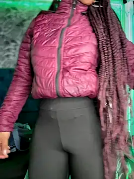 Snapshot of Melany_Williams chatting on 10/11/25, 12:58 Melany Williams online show from 10/11/25, 12:58