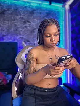 Snapshot of Melany_Williams chatting on 10/23/25, 01:10 Melany Williams online show from 10/23/25, 01:10