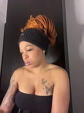 Melany Williams online show from 06/05/26, 01:06