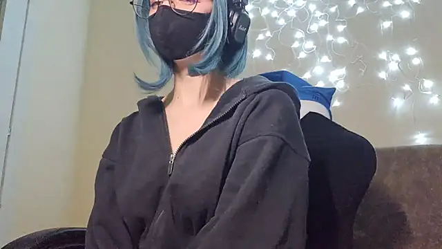 Snapshot of DanaWard chatting on 09/23/25, 10:46 DanaWard online show from 09/23/25, 10:46