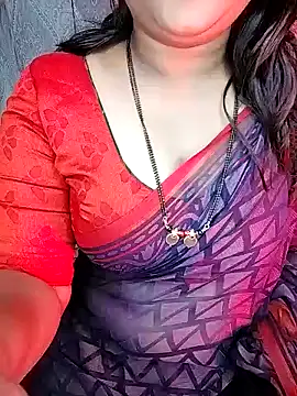 Snapshot of Bangalore_sexy_69 chatting on 02/06/25, 03:48 Bangalore sexy 69 online show from 02/06/25, 03:48