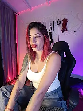 Snapshot of TAFITASLAVE chatting on 11/02/25, 10:23 TAFITASLAVE online show from 11/02/25, 10:23