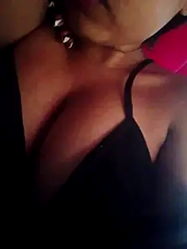 DakotaHoland online show from 11/09/25, 03:21