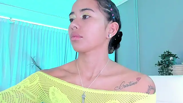 Snapshot of Ammy_nova chatting on 10/03/25, 07:44 Ammy nova online show from 10/03/25, 07:44