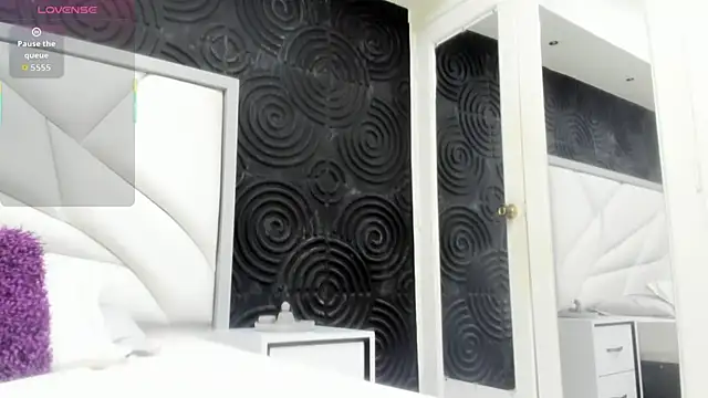 AbigailWilliams  online show from 11/20/25, 11:10