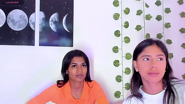 BarbieHotLaura online show from 02/02/25, 01:34