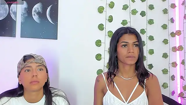 BarbieHotLaura online show from 02/03/25, 01:41