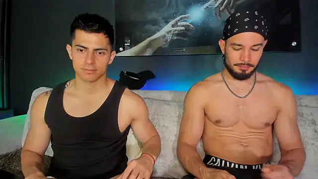 Crhis N Derek online show from 03/22/25, 10:59