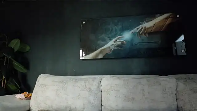 Crhis N Derek online show from 09/15/25, 09:37