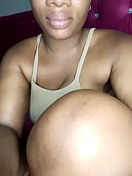 Snapshot of SexyHipsStar chatting on 12/04/25, 11:24 SexyHipsStar online show from 12/04/25, 11:24