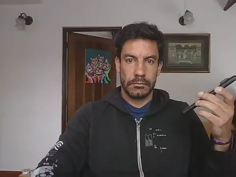 elkike1980 online show from 05/14/26, 12:01