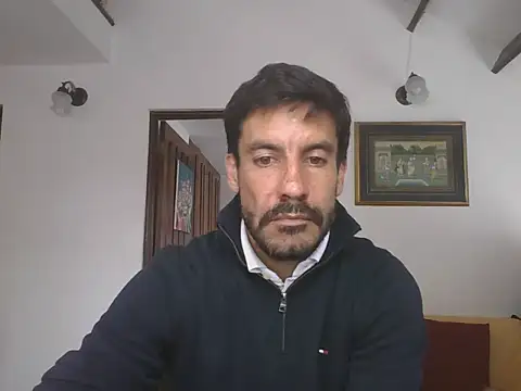 elkike1980 online show from 05/19/26, 04:24