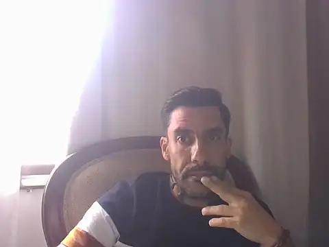elkike1980 online show from 07/27/26, 05:53