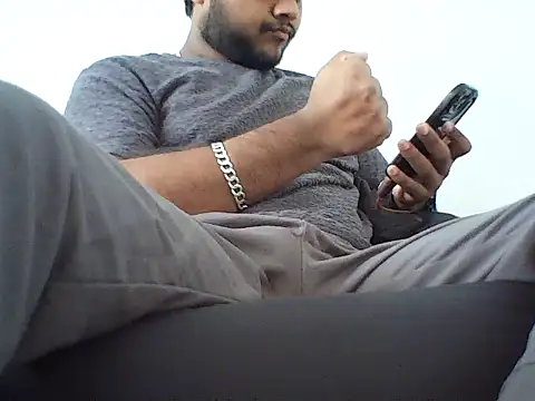 Snapshot of mr_AV chatting on 06/06/26, 03:00 mr AV online show from 06/06/26, 03:00