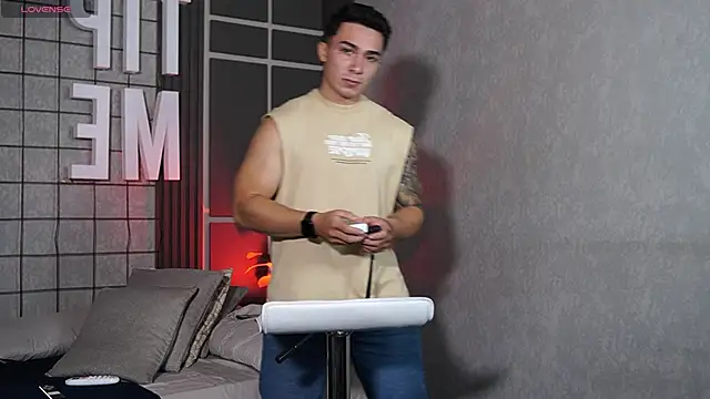 Ryan Hunt online show from 10/26/25, 02:50