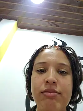 Snapshot of LorenRosse chatting on 01/31/25, 10:42 LorenRosse online show from 01/31/25, 10:42