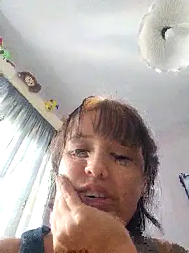 LorenRosse online show from 10/11/25, 05:50