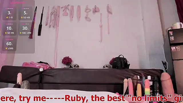 Snapshot of RubyEmerald chatting on 01/18/26, 02:59 RubyEmerald online show from 01/18/26, 02:59