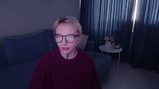 AnneTenet online show from 10/03/25, 09:28