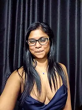 Snapshot of Sensual_indian7 chatting on 11/26/25, 03:24 Sensual indian7 online show from 11/26/25, 03:24