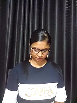 Snapshot of Sensual_indian7 chatting on 11/30/25, 11:36 Sensual indian7 online show from 11/30/25, 11:36