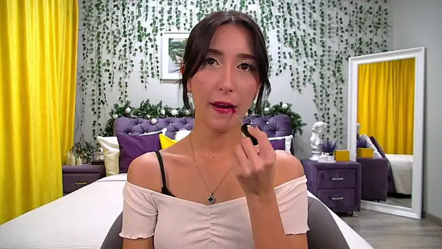 Snapshot of NicoleLimp chatting on 12/19/24, 04:13 NicoleLimp online show from 12/19/24, 04:13