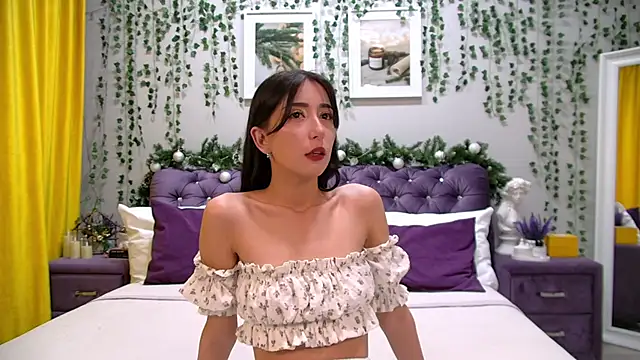 Snapshot of NicoleLimp chatting on 12/20/24, 10:11 NicoleLimp online show from 12/20/24, 10:11