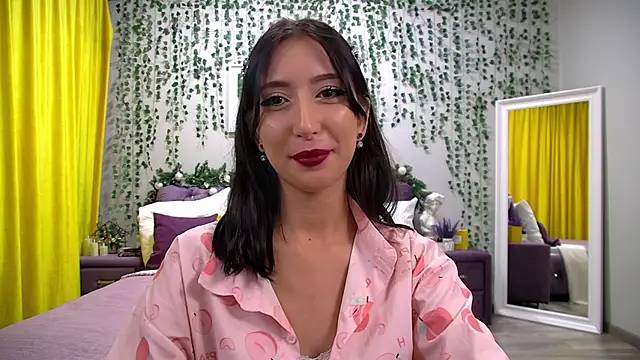 Snapshot of NicoleLimp chatting on 01/10/25, 06:38 NicoleLimp online show from 01/10/25, 06:38