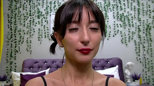 Snapshot of NicoleLimp chatting on 02/17/25, 04:26 NicoleLimp online show from 02/17/25, 04:26