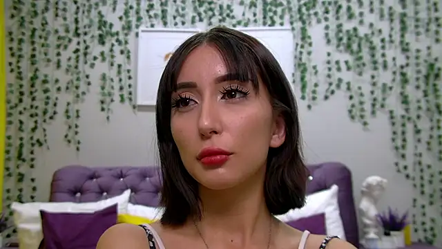 Snapshot of NicoleLimp chatting on 02/24/25, 03:31 NicoleLimp online show from 02/24/25, 03:31