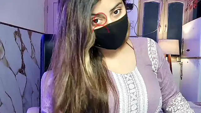 Hoty-Shivangi online show from 07/15/26, 01:05