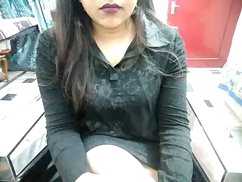 aarushi sharmaa online show from 02/19/25, 12:25