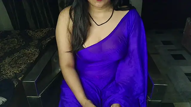 aarushi sharmaa online show from 05/11/26, 04:37