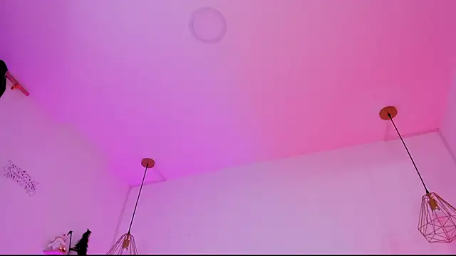 Jimena White  online show from 12/27/24, 05:31