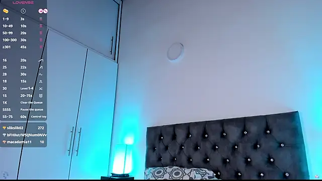 Jimena White  online show from 02/12/25, 06:08