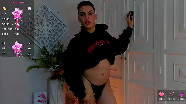 juanmiss online show from 12/28/24, 11:16