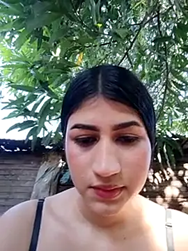 Julix A online show from 09/15/25, 08:42