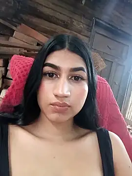 Julix A online show from 12/16/25, 12:32