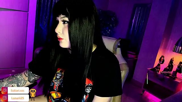 AHRI LEE online show from 12/19/25, 10:06