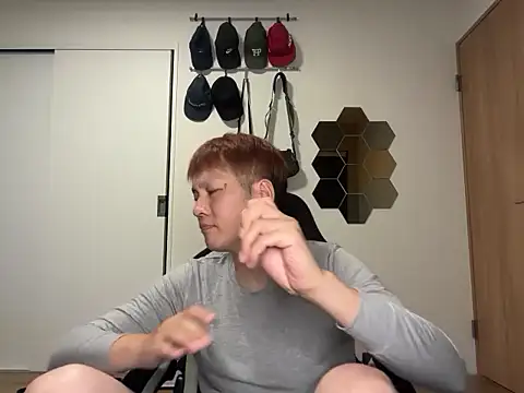 Snapshot of kensnb chatting on 11/06/25, 12:50 kensnb online show from 11/06/25, 12:50