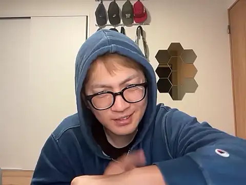 Snapshot of kensnb chatting on 11/30/25, 07:51 kensnb online show from 11/30/25, 07:51