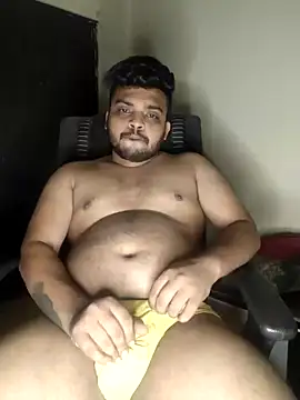 Mr Handsome hunk online show from 12/29/24, 10:14