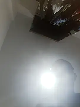 Snapshot of exmilitary chatting on 10/06/25, 03:48 exmilitary online show from 10/06/25, 03:48