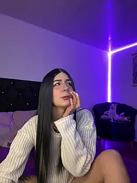 Alice woodville online show from 12/15/24, 02:41