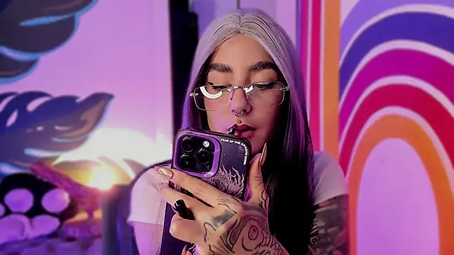 Alice woodville online show from 09/16/25, 09:38