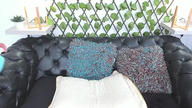 MARGOT WHISPER online show from 02/03/25, 06:07