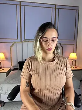 aziac10 online show from 09/18/25, 11:45