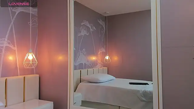 Sensual Sophie  online show from 10/14/25, 03:24