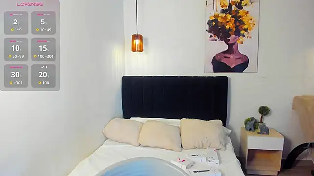 Scarlett  bell online show from 10/06/25, 01:08